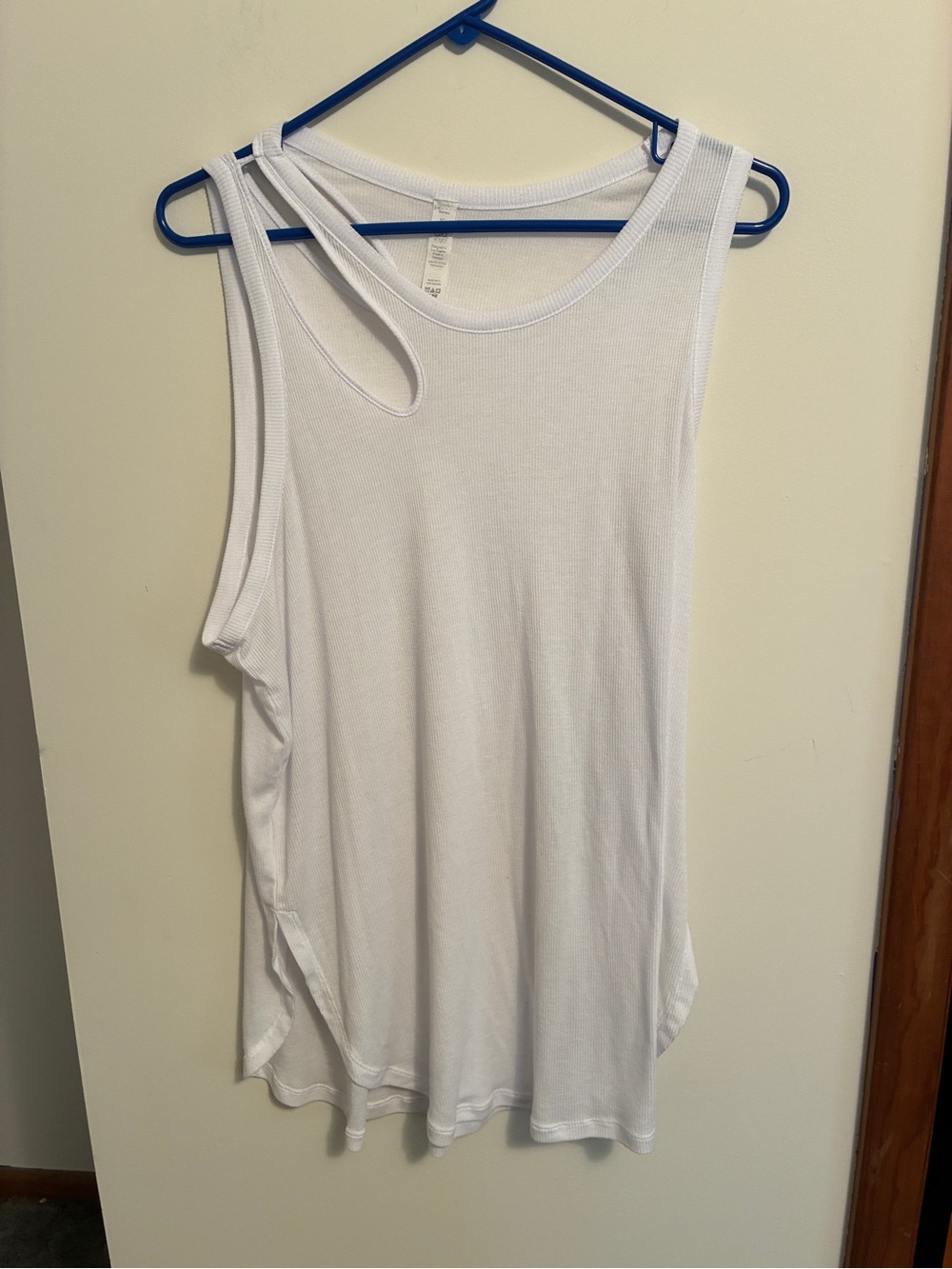 ALO Yoga White Ribbed Cutout Tank Top XL | Oversized Sleeveless Activewear